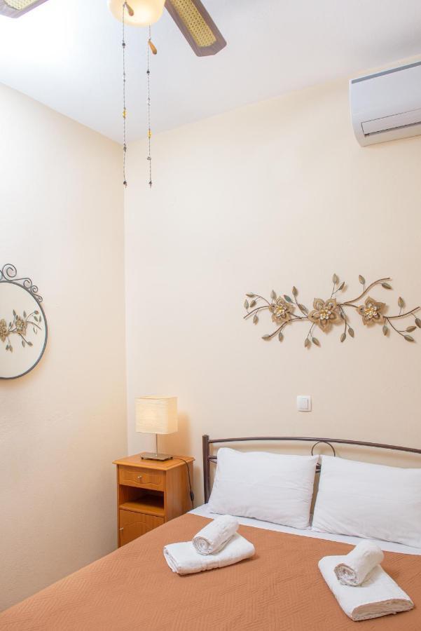 Dili Apartments Ієрісос Екстер'єр фото